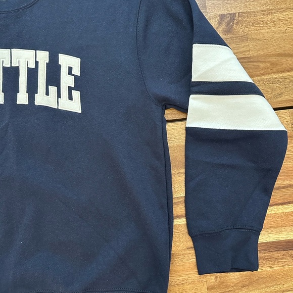 Sweater Bundle - Picture 3 of 13